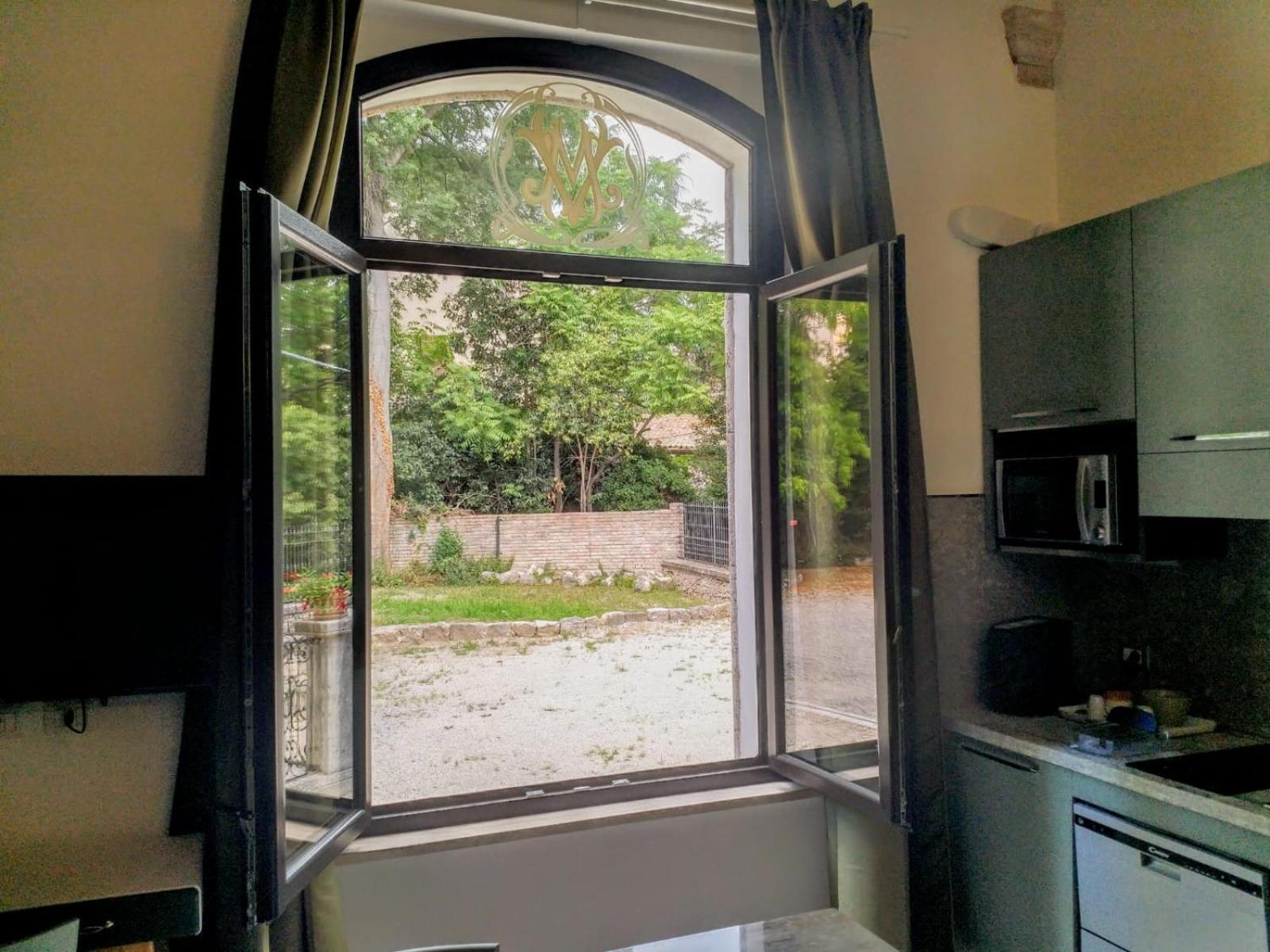 Villino Mari Camere Con Parcheggio Privato Gratuito Ascoli Piceno Oda fotoğraf