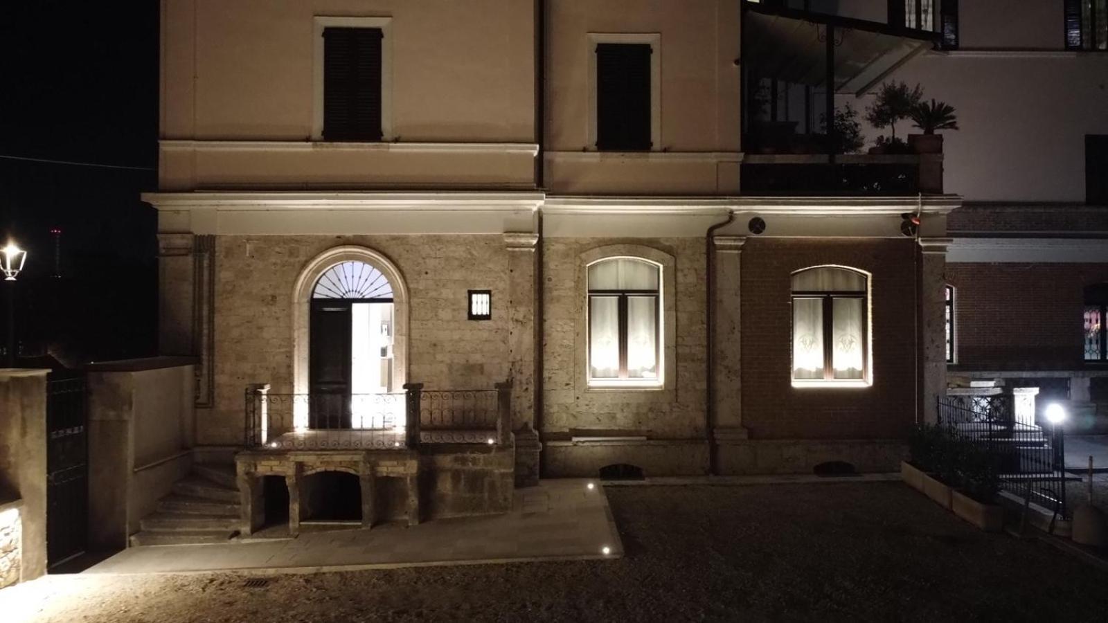 Villino Mari Camere Con Parcheggio Privato Gratuito Ascoli Piceno Dış mekan fotoğraf