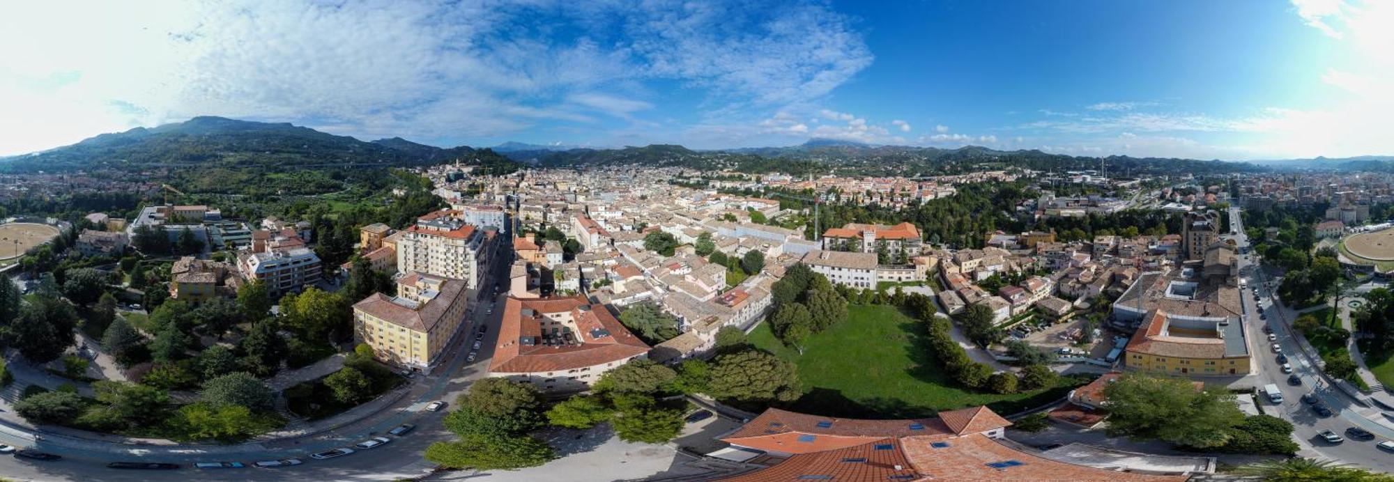 Villino Mari Camere Con Parcheggio Privato Gratuito Ascoli Piceno Dış mekan fotoğraf
