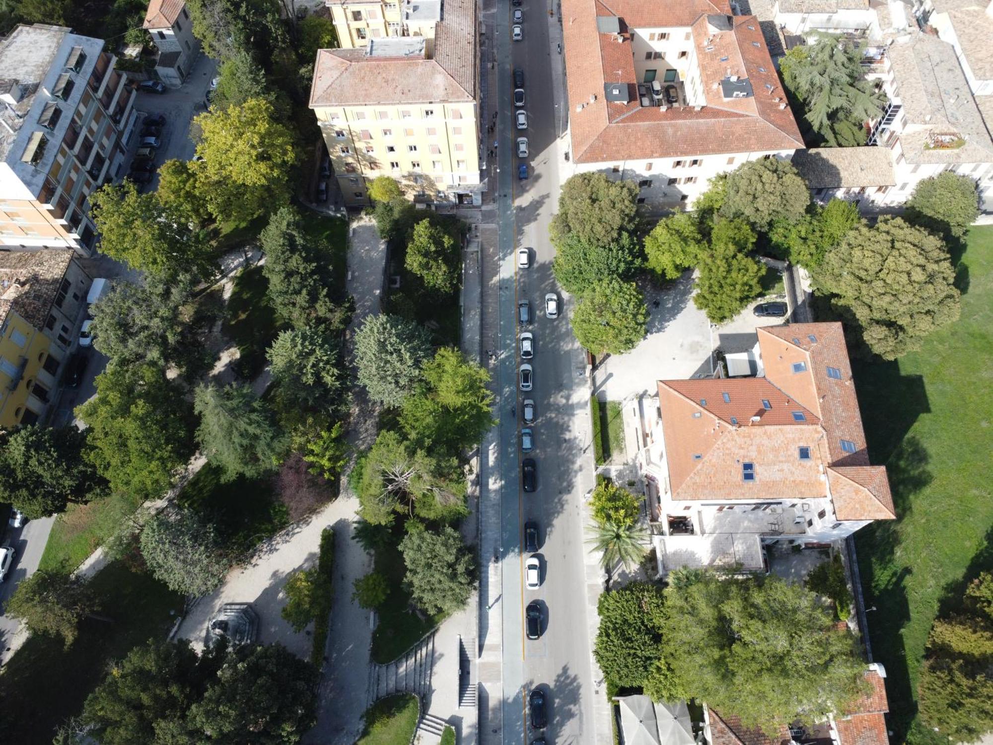 Villino Mari Camere Con Parcheggio Privato Gratuito Ascoli Piceno Dış mekan fotoğraf